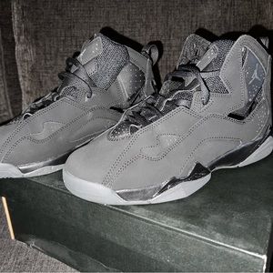 Brand new!! Never worn Jordan True Flight